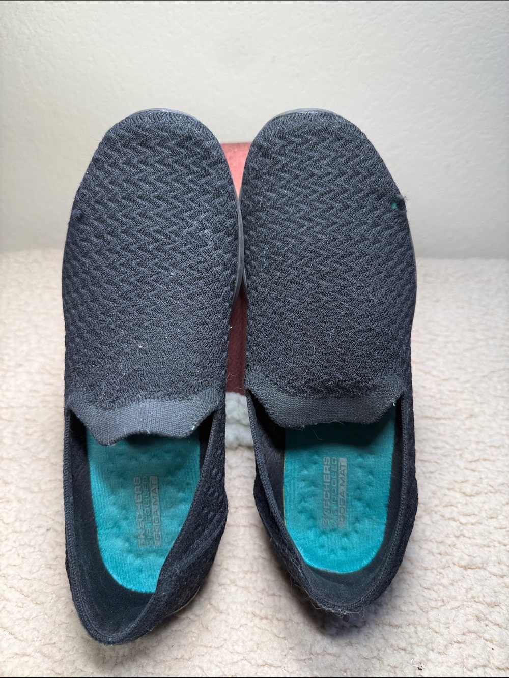 Skechers Men’s Black Slip-On Knit Loafers with Teal Insole